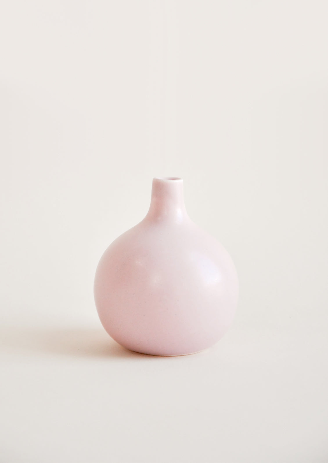 Gossamer Single Stem Vase in Lavender - LEIF
